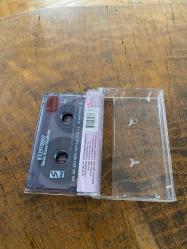 BÜLENT ERSOY - BENİM DÜNYA GÜZELLERİM - KASET