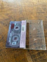 BÜLENT ERSOY - BENİM DÜNYA GÜZELLERİM - KASET