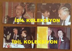 TÜRKİYE'DE İLAÇ SANAYİSİNİN KURUCULARINDAN MEHMET NEJAT FERİT ECZACIBAŞI'NIN ORİJİNAL 4'LÜ FOTOĞRAF SETİ - 15 x 10 cm EBADINDA - NEJAT ECZACIBAŞI BİR DAVETİYEDE ZİRAAT BANKASI MÜDÜRÜ METİN SELÇUK,YAPI KREDİ BANKASI NEW YORK TEMSİLCİSİ HALUK YÜCE, NEW YORK BÜYÜKELÇİSİ COŞKUN KIRCA (1993’lü yıllarda Türkiye Cumhuriyeti Dışişleri Bakanı olmuştur) İLE BİRLİKTE AYNI KARELERDE YER ALDIĞI 4 FARKLI FOTOĞRAF