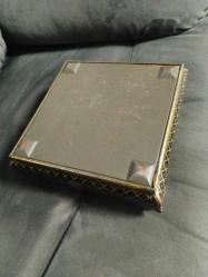 Eskilerden teneke dikiş kutusu