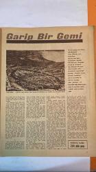 HAYAT HAFTALIK HABER MECMUA, DERGİSİ - ORTA SAYFA POSTER : DEĞİRMEN VE LÂLELER, RESSAM: CLAUDE MONET - SIRA NO: 254 SAYI: 34 TARİH: 17 AĞUSTOS 1961 - MYLENE DEMONGEOT - ARTHUR RANK - SADUN ALTUNA - VICTOR EMANUEL - REGINE - UMBERTO - BRIGITTE BARDOT - ALFRED MERLIN - KAPTAN COUSTEAU - MUSSOLINI - PROFESÖR UCCELI - KALIGULA - DIANA - HITLER - SEMIHA ES - PIERRE BILLET - LEMPEREUR - DIOR - CHANEL - J. HEIM - BOB BUGNAND - GÖNÜL POSTASI - MADAME BUTTERFLY - BİRLEŞMİŞ MİLLETLER - HİLTON OTELİ - FENERBAHÇE - ANNETTE STROYBERG - ROGER VADIM - VITTORIO GASSMAN - SHELLEY WINTERS - GEORGE EDWIN TURTLE’IN CİNSİYET GEÇİŞİ: MISS GEORGIA TURTLE – LONDRA’DA KAYBOLAN ÇOCUK: ANDREW – TUZLA’DA İSKELE VE RIHTIM TEMELİ – VALİ R. TULGA’NIN TAŞ TAŞIMA TÖRENİ – İSMET İNÖNÜ’NÜN HEYBELİADA’DAKİ KAZASI – OLGUN İNSAN ÜZERİNE ŞEVKET RADO’DAN SOHBET – AMERİKAN BANKACILIĞINDA DEĞİŞİM: BUZ REVÜLERİ VE CAM SARAYLAR – BEYOĞLU’NDA TÜRK BEBEKLERİ SERGİSİ – DÖNEMİN SANAT, SİYASET, TOPLUM VE BANKACIL - TAM TAKIM 48 SAYFA