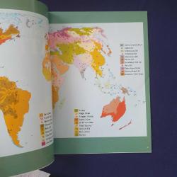 Dünya Dilleri Atlası