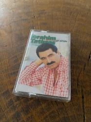 İBRAHİM TATLISES - AT GİTSİN - KASET
