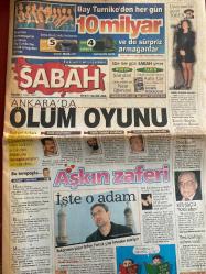 SABAH GAZETESİ DOĞUM GÜNÜ HEDİYESİ - 7 ŞUBAT 1999 -TAM TAKIM 40 SAYFADIR -Rauf Tamer - Saddam - Clinton - Orhan Pamuk - Nermin - Cüneyt Tanman - Mehmet Cansun - Hasan - Tugay - Ertuğrul - Toshack - Oğuz Altıparmak - Hüsnü Gürel - Erman Toroğlu - Yılmaz - Arzu Bayrak - Rüstem Batum - Zeynep - Kemal - İzzet - İkram - Norberto Barba - Jim Metzler - Marty Nadler - Michael J. Fox - Christina Ricci - Dennis Quaid - Ellen Barkin - Michael Richards - Kemal Sunal - Metin Akpınar - Müjde Ar - Halit Akçatepe - Tarık Akan - Zeki Alasya - Ayşen Gruda - Münir Özkul - Ankara’da ölüm oyunu - Aşkın zaferi İşte o adam - Uzun ince bir güzel torun - Yıldızlar kervanına bir kaptan daha - Aslan gibi bütçe - Ligde 7 zorlu randevu - Cankurtaran Ertuğrul - Sen bir olaysın Fener - Yılmaz noktayı koydu - Efes ikinci devre coştu - Ateş bacayı sardı - Affet Bizi Hocam - Gençler uyuşturucu pençesinde - Mükremin’le yeniden - Politikann Nabzı - Günün Filmleri - Apollo 11 - Telekritik Aşk güzel şeydir-Rauf Tamer - Sad