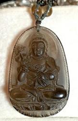 OBSİDYEN KRİSTALİ HİNT TANRI FİGÜRLÜ KOLYE UZUNLUK 35 CM