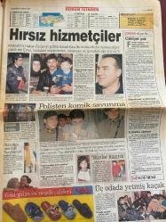 SABAH GAZETESİ DOĞUM GÜNÜ HEDİYESİ - 21 ARALIK 1998 - TAM TAKIM 38 SAYFADIR -Hasan Alioğlu-Toshack-Susic-Engin-Tanju Çolak-Ertuğrul Sağlam-Rasim Kara-Alpay-Ayhan-Can Bartu-Moldovan-Burak-Balici-Tayfun-Abdullah Kığılı-Oğün Altıparmak-Moşe-Hasan Şaş-Cem-Hagi-Hasan-Kubilay-Arapovic-Suat-Coskun Özarı-Filipescu-Popescu-Umit-Kamil Mehmet Özgül-Yılmaz-Bill Clinton-Andrew Mango-Salih Memecan  Futbolda 40 günlük tatil başladı-Apo’nun yanlışı-Toshack Cim-Bom ve Fener’i yine bombaladı-Boğa 1 puana razı-Susic: Çok şanslıydık-Körfezi zafere iki Ahmet’i taşıdı: 2-1-A.Gücü-Sakarya: 1-0-Altay-Karabükspor: 1-0-Beşiktaş’ın tahtı kayıp-Yönetim stattan çıkamadı-Fener’e bravo-Buzkıran Kanarya-Fenerbahçe’yi taşladılar-Aslan yıka yıka geliyor-Üç Rumen de Ankara’da yok-Galatasaray 45 gole ulaştı-Ramazan bereketi-‘28 Şubat bitmedi’-Derin devlet-Hapisten kurtaran fotoğraf-Bilanço Irak’ta 97 hedef imha-Clinton olayı neden büyüdü  Bizimcity-Salih Memecan-ramazan bereketi-hırsız hizmetçiler-Çocuk yetiştirmek sanat