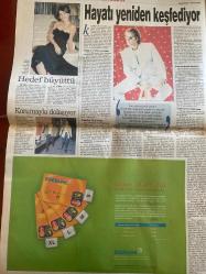 SABAH GAZETESİ DOĞUM GÜNÜ HEDİYESİ - 4 OCAK 1999 - TAM TAKIM 30 SAYFADIR -Baykal-Recai Kutan-Hakan-Sadri Şener-Kıskanç Serpil-Güzel Abla Mine-Nawaz Şerif-Clinton-Coşkun Kırca-Yavuz Donat-Selahattin Duman-Yavuz Görel-Baliç-Jesus Gil-Miguel Angel-Hakan-Annnesi Nermin Hanım-Suat-Popescu-Suker-Terim-Süleyman Seba-Toshack-Seylan Yıldız-Namik Öztoprak-Haluk Balıkel-Güngör Mengi-Salih Memecan  Fazilet’siz formüle doğru-Pistte pis kokular-Loto’nun 6 adaleti-Kıskançlık krizi pahalıya patladı-Apo sonunda ‘in’ buldu-Kanarya’yı İbo uçurdu-Ülker Harlem gibi-Turabi’den altın üçlük-Erzurum’dan siftah-Adana’nın kozu evi-Baliç’e şok teklif-Ve Hakan veda etti-‘Milyonların sevgilisi Löw’-Popescu gönderilecek Suker kiralık alınacak-Beşiktaş tesis kralı-Top Adli Tıp’ta-Tatilci hırsızlar-Korku intiharı-Zinada yakaladı boşadı-Çare uzak değil-Orada kış başka güzel-2000 Yılı Bebeği  Bizimcity-Salih Memecan