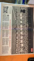 HAYAT HAFTALIK HABER MECMUA, DERGİSİ - ORTA SAYFA POSTER : Fotoğraf: BÜLENT GİZ EN FAZLA ŞAMPİYON OLAN TAKIM «FENERBAHÇE» - SIRA NO: 23 TARİH: 15 MART 1957  HAYAT - EMEKTARLARININ DİLİYLE ÇANKAYA - SU ALTINDAKİ İZMİRDEN RESİMLER - ORTADAKİ TABLO F. BAHÇE TAKIMI - HAFTALIK MECMUA - YAZI İŞLERİ MÜDÜRÜ HİKMET FERİDUN ES - HAZIRLAYANLAR İBRAHİM ÇAMLI - SEMIRAL BILBABAR - HANS-JO SCHMOLL - FIRUZ ASKIN - LESLIE CARON - LORD ATTLEE - HARRY WINSTON - ISMET SIRAL - FERDİ STATZER - VERDA ERMAN - EMİN EFENDİ - RECEP USTA - NİYAZİ EFENDİ - BERBER İSMAİL EFENDİ - NIMET ARZIK -  EMEKTARLARININ DİLİYLE ÇANKAYA - CELAL BAYAR - EMİN EFENDİ - RECEP USTA - KONT RECEP USTA - BERBER İSMAİL EFENDİ - ŞOFÖR NİYAZİ - TARIK - HALİDE EDİB ADIVAR - GÜZİDE - TEYZEM - ENİŞTEM - NERMIN - AMERIKALI GENÇ - AKILE HANIM SOKAĞI - BARBAROS HAYRETTİN PAŞA -  EKSİKSİZ TAM TAKIM 48 SAYFA