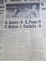 Cumhuriyet Gazetesi - 18 Aralık 1960 - İkinci Adım Yazan Nadir Nadi Başmakale - Lütfi Akatlı Nedim Ergüven Ekrem Tüzemen Hayrettin Perk Fotoğraf - Yüksek Seçim Kurulu Üyeleri Dün Belli Oldu - Limanımızda İkinci Deniz Kazası oldu - 6 7 Eylül Davasında Sanıklar Müdafaalarına Devam Ettiler - Karayollarının Borç Tutarı 174 Milyon Lira - Diyanet İşleri Teşkilat Kanununda Alevilerin Temsiline Yer Verilecek - İpar Davası beklenen şahit yine gelmedi - Yugoslav Tankeri Zaroviç yangını kontrol altında fotoğraf - Fahrettin Kerim Gökay Dünkü Celsede Müdafaasını Yaparken Fotoğraf - 10. köy Yazan Fakir Baykurt Yazı Dizisi  - Kore'de Halk Düşükler İçin İdam Cezası İsteniyor - Küba Sovyetler Birliği Yeni Ticaret Anlaşması - Mevlana'nın 687. Yıldönümü - Haftanın Şakaları Yazan Burhan Felek Köşe Yazısı - Bay Oscar Karikatür - Resimli Roman Başkasının Günahı Çizen Yves Sayol - Fenerbahçe Galatasaray 173. Defa Karşı Karşıya Geliyorlar - Galatasaray Fenerbahçe Maçları - İsmet Uluğ'un Unutamadığı An