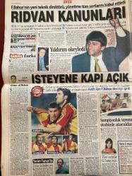 SABAH GAZETESİ DOĞUM GÜNÜ HEDİYESİ - 30 MAYIS  1999 -TAM TAKIM 42 SAYFADIR -Hafız Esat-Mübarek-Rauf Tamer-Seda Kaya Güler-Madeleine Giraud-Can Bartu-Hüsnü Cil-Rıdvan-Yıldırım-Terim-Kadir Akbulut-Schaefer-Van Eck-Del Solar-İbrahim Kutluay-Sean Connery-Catherine Zeta Jones-Nicolas Cage-Albert Einstein  Müthiş sırlar-Apo’yu Şam’dan çıkartan zirve-Bir kadın çığlığı-Mutsuz güzel-Hoşgeldin Fener-Yönetim 17 oyuncuyu satış listesine koydu-Löw bugün kovuluyor-Rıdvan kanunları-İsteyene kapı açık-Kalli’ye veto-İsyan Del Solar UEFA’da-İbo’dan Efes’e çengel-Göz Göz’e çirkin oyun-8MM-Kurda Tuzak-Propaganda  Karikatür-Can Ataklı-Ahmet Vardar-Nizamettin Veziroğlu-Abdullah Turhan  Kadının fendi-Hani ağzımızla kuş tutsak-Pilot kabininin kapısı kapanınca-Acaba 81 kuşağından haberiniz var mıydı?  Burakbey-Abdullah Turhan-Mimi ile Muti-Patrick Mc Donnell-Bizim Aile-Mort Walker-Dick Browne-Marvin-Tom Armstrong