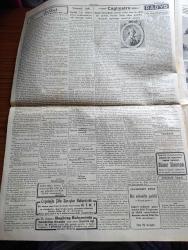 Cumhuriyet Gazetesi - 26 Ağustos 1939 - balkanlılar ciddi karar günlerindedirler Yazan Yunus Nadi Başmakale - Beynelmilel Vaziyetin İnkişafı - İngiltere ile Lehistan arasında Dün karşılıklı yardım Paktı imzalandı - Varşova'da bir rivayet yazan Nadir Nadi - Hitler'in kati kararı - Führer Sefirlere Almanya'nın sabrın tükendiğini söyledi - İngiliz başvekili Çemberlayn Ve İngiltere'nin Berlin elçisi Hendersun fotoğraf - tarihi roman Buhara güneşi yazan Orhan Rahmi - Zafer Bayramı yıldönümü sebebiyle memleketin her yerinde törenler düzenlenecek - bira buhranı devam ediyor - Kadeş vapuru geldi - İş Bankasının 15. Yıldönümü - Kahraman ordumuzun geçit resminden fotoğraflar - Büyük Mareşal Fevzi Çakmak'ın Kahraman orduya selamı fotoğraf - Korgeneral Salih Omurtak geçit resminde fotoğraf - bu akşamki radyo programı - İstanbul karması bugün Beyoğlusporla karşılaşıyor - boks oyuncak olmaktan kurtulmalı - Moskova'daki Alman heyeti şerefine ziyafet - Menşure Tunay Beyaz Parkta - Laksan Revüsü İncide