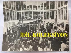 TÜRKİYE'DE İLAÇ SANAYİSİNİN KURUCULARINDAN MEHMET NEJAT FERİT ECZACIBAŞI'NIN  DA KATILDIĞI 38. SİNAİ KİMYA KONGRESİNDEN ORİJİNAL BÜYÜK BOY 2'Lİ FOTOĞRAF SETİ - 24 x 18 cm EBADINDA - İSTANBUL TEKNİK ÜNİVERSİTESİ MAÇKA YERLEŞKESİNDE YAPILAN 38. ULUSLARARASI SİNAİ KİMYA KONGRESİNDEN 2 FARKLI FOTOĞRAF