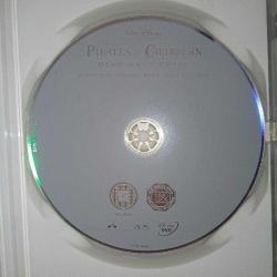 Dvd Karayip Korsanları 2 Ölü Adamın Sandığı - pirates of the caribbean dead man's chest. Orijinal. Türkçe dublaj ve altyazı seçenekli. Disk temiz koleksiyonluk