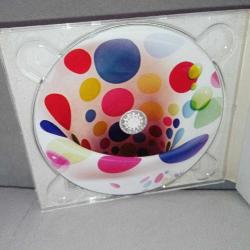 Cd Nil Karaibrahimgil ben buraya çıplak geldim albümü. Orijinal. Dinlemeyi etkilemeyen çizikler var