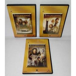 Dvd LOTR lord of the rings Yüzüklerin Efendisi 1-2-3 Dvd seti. Orijinal. 2 diskli versiyon. Türkçe dublaj ve altyazı seçenekli. Yüzük Kardeşliği; Diskler 10 üzerinden 9-9.5 İki Kule; Diskler 10 üzerinden 9-9.5 Kralın Dönüşü; Diskler 10 üzerinden film cd si 8 sorunsuz çalışıyor. bonus cd 9.5 koleksiyonluk