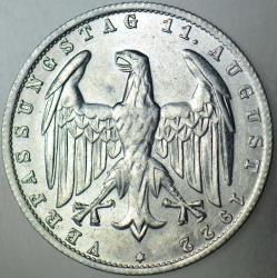 *** ALMANYA 3 MARK 1922 J. NADİR HARF. WEİMAR CUMHURİYETİ SİRKÜLASYON HATIRA- ANAYASANIN 3. YILI. ALÜMİNYUM 28 mm ÇİLALTI+