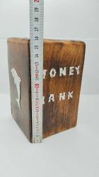 AHŞAP KUMBARA TAMAMEN EL İŞÇİLİĞİDİR,1990 LAR ANAHTARLI ÇOK ENDER MONEY BANK 467