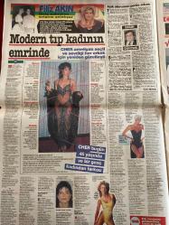 SABAH GAZETESİ DOĞUM GÜNÜ HEDİYESİ - 22 HAZİRAN 1992 - TAM TAKIM 18 SAYFADIR -Şevket Çubuk-Ömer Odabaşı-Filiz Akın-Hasan Demir-Süleyman Demirel-Theodorakis-Ramazan Öztürk-Mazlum Kiper-Sarışın Afet-Max Zarman-Laurence Olivier-Bruce Boxleitner-Lindsay Wagner-Marlie Matlin-Erdoğan Sevgin-Mesut Arda-Sebo-Turgay Şeren-Yavuz Gürel-Riedle-Yavuz Gönenç-Nükhet Duru-Çiğdem Yücesoy-Zülfü Livaneli-Holly Simi-Roberto Mancini-Süleyman Demirel-Bülent Ecevit  İşte elebaşları-Paralar nerede?-Suç ortağı tefeci kadın-Demirel’in ince hesabı-Ege’nin 2 yakası Efes’te buluştu-Özal’ın Koyu’nu kirleten Fransızlar para arıyor-SSK’lı hasta başının çaresine bakacak-Bizimcity-Modern Tıp ve Kadın-Basın Dünyası-Açık oturumun perde arkası-Arkası Yarın’larda 3 olay-Çılgın ihtiras-Yalnızca Maria-Yalan Rüzgarı-Rodrigo’nun gücü-Ölüme Yolculuk-Karanlık Adalet-Teleon’da Eşref Kolçak filmleri-3 yeni dizi daha-Sessiz Ortak-Patagonya Kralı-Cententen Bin-Kızlar Yurdu-Süheyla’nın başı dertte-Sizinzkiler-Novak Operasyonu-Fener N