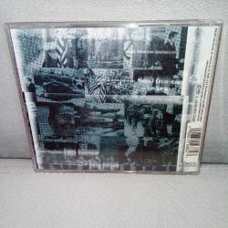Cd The Jackal Soundtrack. Çakal Film müzikleri. Orijinal. 1997 Avrupa baskı. Disk 10 üzerinden 8.5 Sorunsuz çalışıyor koleksiyonluk.