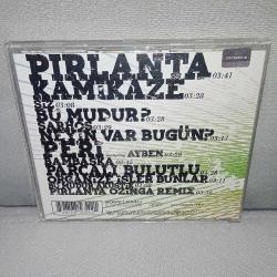 Cd Nil Karaibrahimgil tek taşımı kendim aldım albümü. Orijinal 2006. Disk 10 üzerinden 9 koleksiyonluk