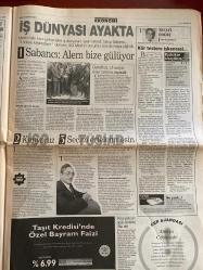 SABAH GAZETESİ DOĞUM GÜNÜ HEDİYESİ - 23 MART 1999 - TAM TAKIM 34 SAYFADIR -Erbakan-Bülent Ecevit-Kutan-Çetin-Yavuz Donat-Refik Durbaş-Feldkamp-Sifo-Del Solar-Campbell-Milne-Erman Toroğlu-Baliç-Yıldırım-Löw-Ruhat Mengi-Ahmet Vardar-Abdullah Turhan-Nazımettin Veziroğlu-Patrick Mc Donnell-Mort Walker-Dick Browne-Tom Armstrong-Sergen-Sedat Peker-Hakan Ural-Azer Bülbül-Gülben Ergen-Yasemin Koşal-Güngör Mengi  Fazilet’i de yaktı-Kanlı kanal susturuldu-Saat 09.30 ölüm vakti-Bu yarışı kazanacağız-Kartal’ın dirilişi-Milne’in ince hesabı-Küçümseyeni atarım-Fener’de Baliç şoku-Yıldırım’dan terapi-Erbakan’la görüşmemiş-Sergen DGM’de-Boyut’lu vurgun-Hakan Ural’a 4 ay hapis-Azer Bülbül askere gitti-Gülben Ergen’in Porsche davası-Yasemin Koşal’a tarihi dava-İlaç sahtekârı-dr.Babuna-Bebelere özel kaset-Oscar bol sürprizli olsun-James coburn-Judi Dench-Gwyneth Paltrow-Roberto Benigni-Zülfü Livaneli-Çocuklar dayak mağduru-Murat Birsel-Refik Durbaş-Sabancı Carrefoursa’nın temeli-Burhan Özfatura