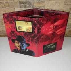 Dvd Elm Sokağı kabusu. a nightmare on elm street Freddy Kruger. Özel Kutusunda Orijinal, 2 diskli. Türkçe dublaj ve altyazılı. Diskler 10 üzerinden 9 - 9.5 sorunsuz çalışıyor. koleksiyonluk