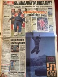 SABAH GAZETESİ DOĞUM GÜNÜ HEDİYESİ - 16 TEMMUZ 1991 - TAM TAKIM 26 SAYFADIR -Mesut Yılmaz-Mevhibe Hanım-Güneri Cıvaoğlu-Adnan Menderes-Hıncal Uluç-Serdar Dinçbaylı-Hakan Sumerer-Genco Sabancı-Ajda-Akrep Nalan-Recep Şekerci-Can Tanrıyar-Süleyman Rodop-Metin Aşık-Sepp Piontek-Erman Toroğlu-Tanju-Rıdvan-Seba-Zafer Atamer-Cem Erman-Turgut Özal-Bülent Ecevit-Süleyman Demirel-Erdal İnönü-Didem Ünsal-Melek Tuncel-Mehmet Sarıgün-Bergen-Yaşar Kekava-Hülya Avşar-Ayşegül Aldinç-Osman Yördem-Hülya Süer-Kayahan-Nilgun Onatkut-Zerrin Özer-Müjdat Gezen-Cenk Koray-Çetin Alp-Tanyeli-Gülgün Hosses-Selami Şahin-Mehmet Vukasıç-İpek Pınar-Sibel Gökçe-Deniz Eren-Filiz Ersan-Funda Ersan-Filiz Özten-Çiğdem-M. Ali Tunç-Erbil  Enflasyonda dünya 14’üncüsüyüz-Madonna’nın çamaşırları kapışılıyor-Kıyamet taşı hızla geliyor-Yılmaz’a insan hakları uyarısı-Çılgın aşık nişanlısını zorla kaçırdı-İncirlik yine hareketlendi-Petrol’e yüzde 15 zam geldi-Kartal’da şenlik var-Galatasaray’da hoca kim-Denizli’den övgü-Antep’li