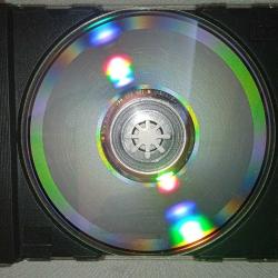 CD Zeki Müren dünden bugüne 4 albümü. Orijinal. 1991 pembe bandrollü dönem baskı albüm.