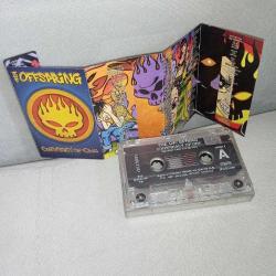 Kaset The Offspring conspiracy of one albümü. Orijinal koleksiyonluk
