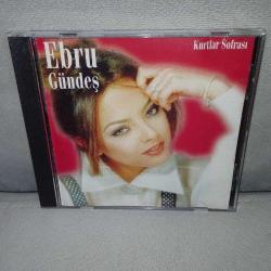 Cd Ebru Gündeş Kurtlar Sofrası albümü. Orijinal. Raks 1996 Dönem Baskı Sarı Bandrollü albüm.