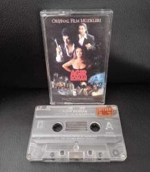Kaset Ağır Roman orijinal film müzikleri soundtrack albüm. Orijinal. Koleksiyonluk. Atilla Özdemiroğlu, Cem Karaca, Yusuf taşkın, Demet Sağıroğlu