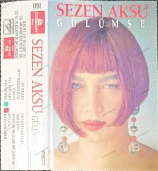 SEZEN AKSU GÜLÜMSE