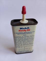 Eski dönem Mobil petrol yagdanlik