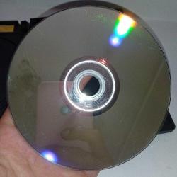 DVD Harry Potter ve azkaban tutsağı. 2 diskli versiyon. Orijinal, Türkçe dublaj ve altyazı seçenekli. Çalışmasına engel olmayan çizikler