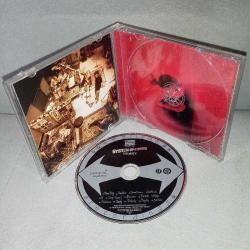 Cd system of a down toxicity albümü. Orijinal 2001 Amerikan baskı.