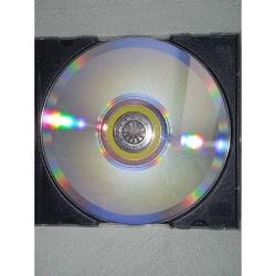 Cd The cranberries to the faithful departed albümü. Orijinal. Amerikan baskı. Kartoneti yok. Disk 10 üzerinden 9.5 sorunsuz çalışıyor. Cd kutusu ile gönderim yapılacaktır.