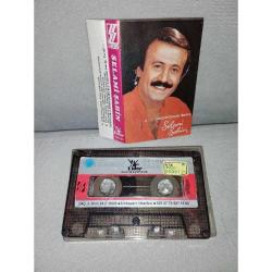 Kaset Selami Şahin seninle başım dertte albümü. Orijinal 1987 dönem kağıt Baskı. Kasetin iki yüzünde yazı var. Baştan sona dinlendi sorunsuz çalışıyor