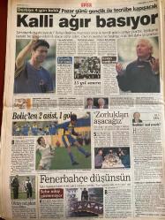SABAH GAZETESİ DOĞUM GÜNÜ HEDİYESİ - 31 MART 1999 - TAM TAKIM 26 SAYFADIR -Ecevit-Selim Edes-Selahattin Duman-Hasan Cemal-Yavuz Donat-Necati Doğru-Selçuk Yula-Fatih Terim-Popescu-Kubilay-Murat Deniz-Abdullah-Ersun Yanal-Gordon Milne-İskender Günen-Umuttu-Löw-Feldkamp-Bolic-Tayfur-Ali Şen-Cengiz Çandar-Vedat Okyar-Hıncal Uluç-Rıdvan Yelekçi-Zeynep Göğüş-Muazzez Abacı-Fatih Ürek-Rober Hatemo-Semih Yalçı-Kayahan-Dipankar Ganguly-Ayşem-Leyla-Emel-Kenan Doğulu-Hazal-Güneş Taner-Güngör Mengü  Almanlar’ın savaşı-Ortağımı halk seçecek-Kosova’nın ölüm tarlaları-Zaman ölüme akıyor-Dramatik bir ölüm-FBI virüs peşinde-Diyanet’ten uyarı turu-Bizim derbi Samsun’da-Popescu döndü-İstikrarlı takım yok-Kalli ağır basıyor-Bolic’ten 2 asist 1 gol-Fenerbahçe düşünsün-Uyarılar boşa mı-Şehit annesi ama üvey-Sapık şoförler-Tokatçı boşanıyor-Dürüst savcı-Çifte seçim olacak-Selim Edes 51.8 milyar yolladı-Salih Memecan karikatürü (Sabah Bizimcity köşesi) - “Çatal bıçak rica edebilir miyim?” Diğer karikatürler: B