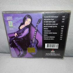 BOŞ cd kutusu Şebnem Ferah Kadın. Orijinal Raks 1996 yılı ilk baskı. sarı bandrollü dönem baskıdır. kartonet ile kutu temiz ve sağlamdır. Cd YOK!