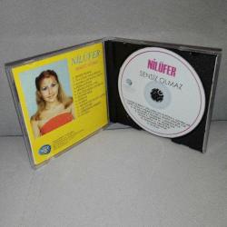 Cd Nilüfer sensiz olmaz albümü. Orijinal