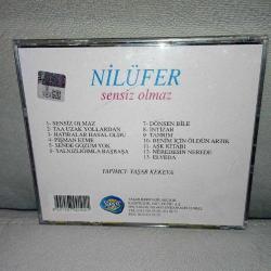Cd Nilüfer sensiz olmaz albümü. Orijinal