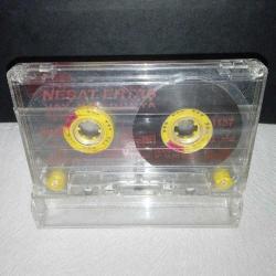 Kaset Neşat Neşet Ertaş vay vay Dünya. Orijinal. Uzelli 1137 dönem baskı.