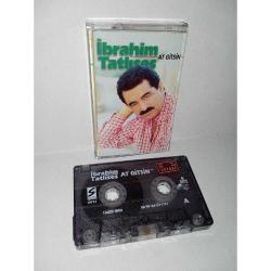 Kaset İbrahim Tatlıses at gitsin albümü. Orijinal tertemiz koleksiyonluk