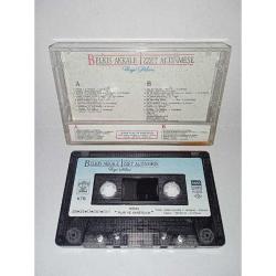 Kaset Belkıs Akkale İzzet Altınmeşe ezgi şöleni albümü. Orijinal. 1988 dönem Kağıt Baskı. tertemiz koleksiyonluk