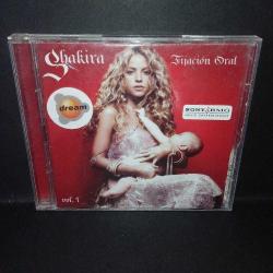 Cd ve DVD Shakira fijacion oral vol 1. Orijinal. 2 disk. Diskler 10 üzerinden 9 ve 9.5 Sony Hollanda baskı. koleksiyonluk