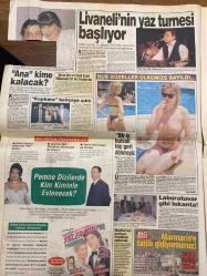 SABAH GAZETESİ DOĞUM GÜNÜ HEDİYESİ - 20 HAZİRAN 1992  - TAM TAKIM 24 SAYFADIR -Süleyman Demirel-İsmet İnönü-Filiz Akın-Salih Memecan-Hasan Cemal-Yunan Başbakanı Mitsotakis-Sevim Küçük-Mustafa Ünlü-Ali Şen-Miroslav Tanjga-Falko Götz-Vokrı-Murat Deveci-Akın Sel-Bahadır Coşkun-İzzet Aygün-Muazzez Ersoy-Alev Sayın-Usman Yörekli-Belinda-Pervin Şahin-Yeşim Anıl-İbrahim Tatlıses-Aslıhan Öncü-Özlem-Sevalinç-Leyla Adalı-Halil Kadriibeyioğlu-Ponpon Kızlar-Tolga Özhan-Yalçın Özden-Çetin-Zerrin-Nükhet Duru-Demet Akbağ-Rasim Öztekin-Nese Aksoy-Fato Kumcu-Gülistan Sayın-Şükran Şen-Erhan Tekyıldız-İzel-Çelik-Ercan-Ercan Ufuk Saçtı-Yıldırım Murat-Atilla Yelken-Zülfü Livaneli-Sener Şen-Emel Sayın-Ahmet Ümit-Sibel Eraslan-Yalın Sesçiler-Bülent Ersoy-Yalın Rüzgar-Sevgi Baylan-Kayahan  Demirel İnönü’yü ilk kez üzdü-Saraybosna’ya acı müdahale gücü-Yunan Başbakanı Mitsotakis: Kazadan Türkiye sorumludur-Kapıcılar Derneği Dallas gibi-Genç kalmanın sırrını anlatıyor-Havalar şaşırttı-Pavarotti bugün İstanbul’da