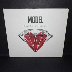 Cd Model levla'nın hikayesi. Levhanın hikayesi. Orijinal. kitapçıklı. Digipack tertemiz. Disk 10 üzerinden 9 sorunsuz çalışıyor koleksiyonluk