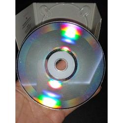 Cd Model levla'nın hikayesi. Levhanın hikayesi. Orijinal. kitapçıklı. Digipack tertemiz. Disk 10 üzerinden 9 sorunsuz çalışıyor koleksiyonluk