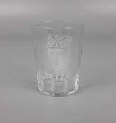 2. Dünya Savaşı Anısına Yapılan, Bizote İşçilikli, Savaşın Fransa Askeri Lideri (Daha Sonra; Fransa 18. Cumhurbaşkanı) 