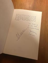 Müzeyyen Senar : Cumhuriyet'in Divası,Türk Musikisinin 75 Yıllık Hikayesi / Radi Dikici ve Müzeyyen Senar'dan İmzalı